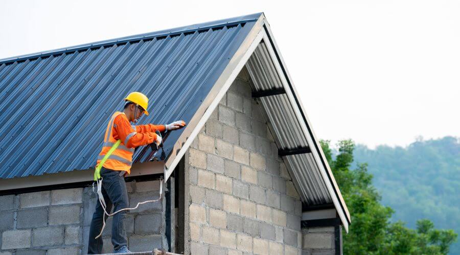 Expert Emergency Roof Repairs services in Friendsville, PA